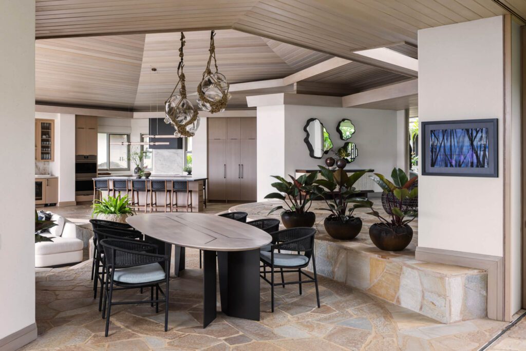 Hawaii vacation rental dining room